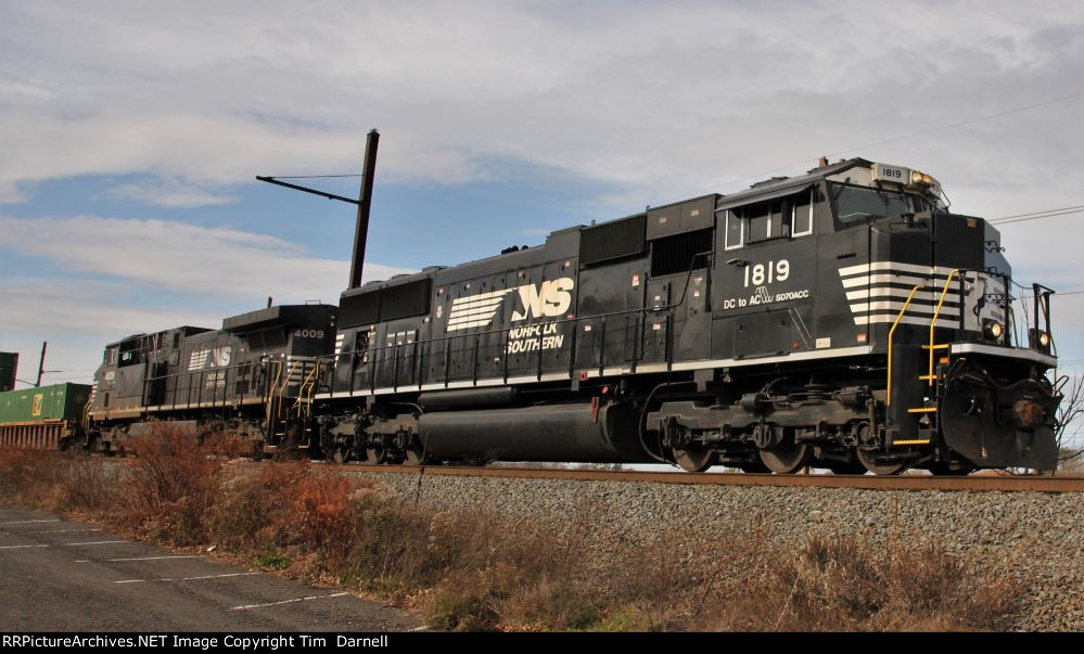 NS 1819 leads 20Q